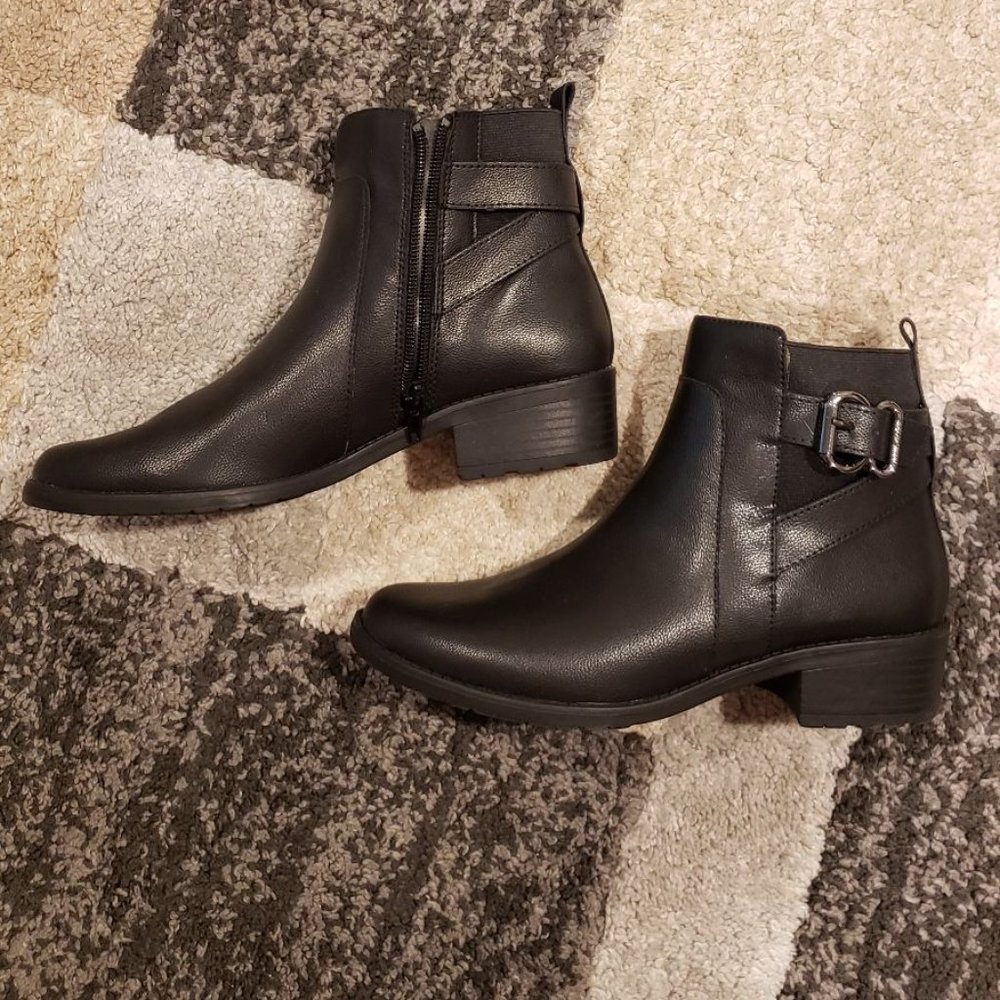 Womens Black Boots Anne Klein Lucille Black Round Zip Buckle Booties Size 7.5